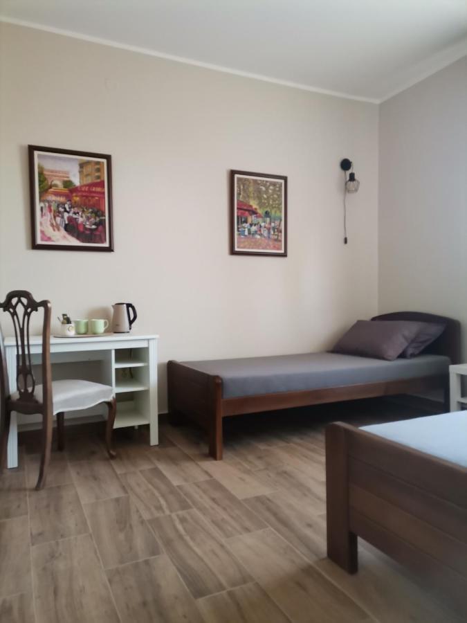 Roomsapartments Popcourt Pancsova Kültér fotó