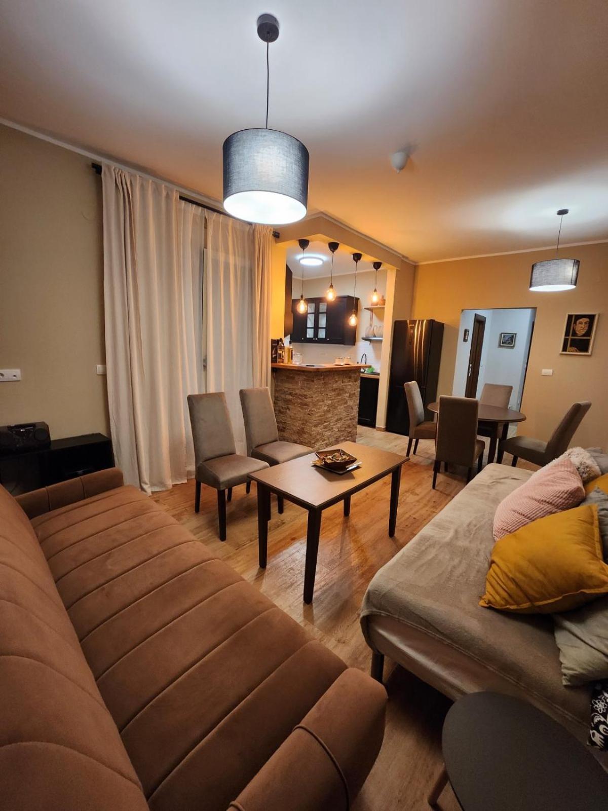 Roomsapartments Popcourt Pancsova Kültér fotó