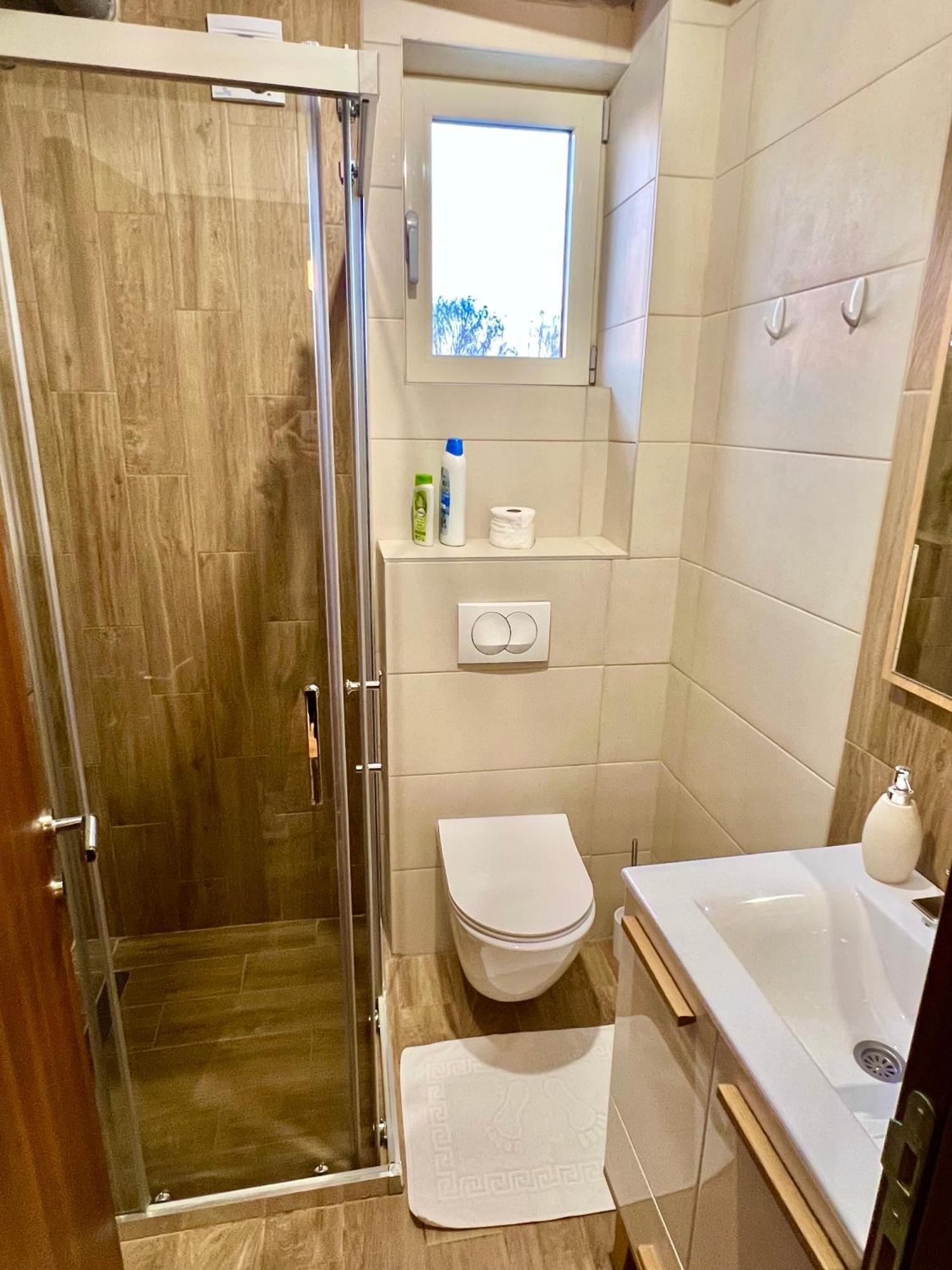 Roomsapartments Popcourt Pancsova Kültér fotó