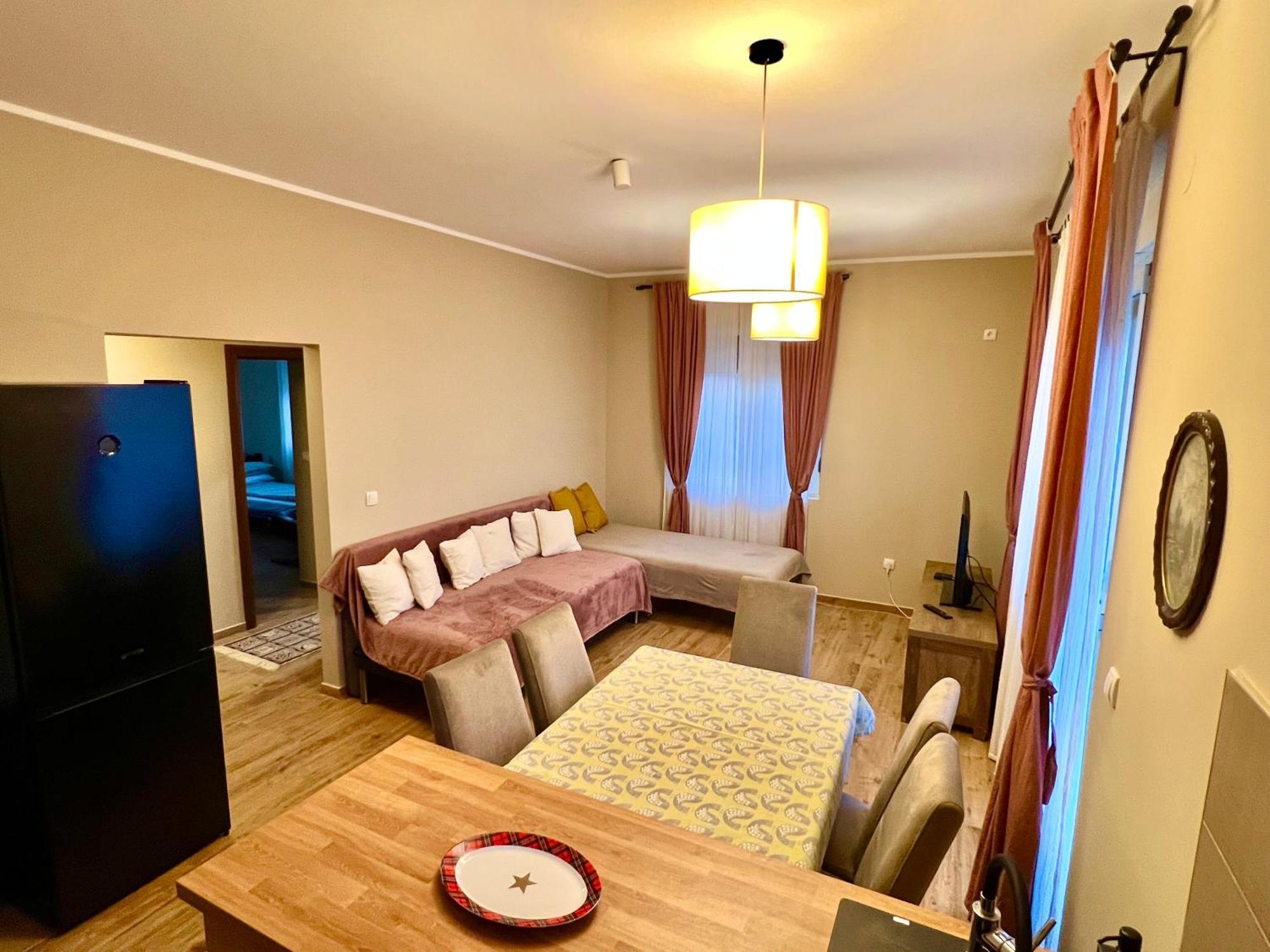 Roomsapartments Popcourt Pancsova Kültér fotó